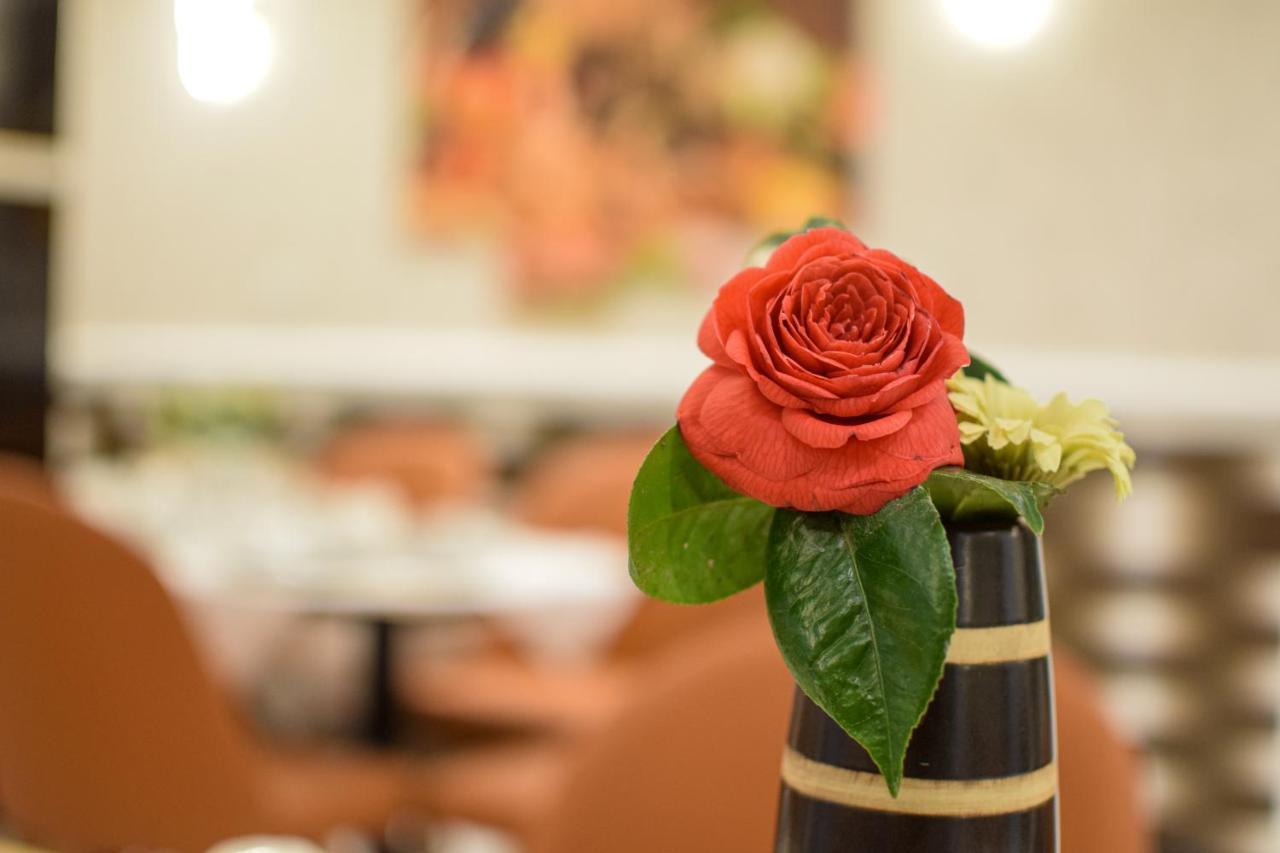 לונדון Pembridge Palace Hotel מראה חיצוני תמונה